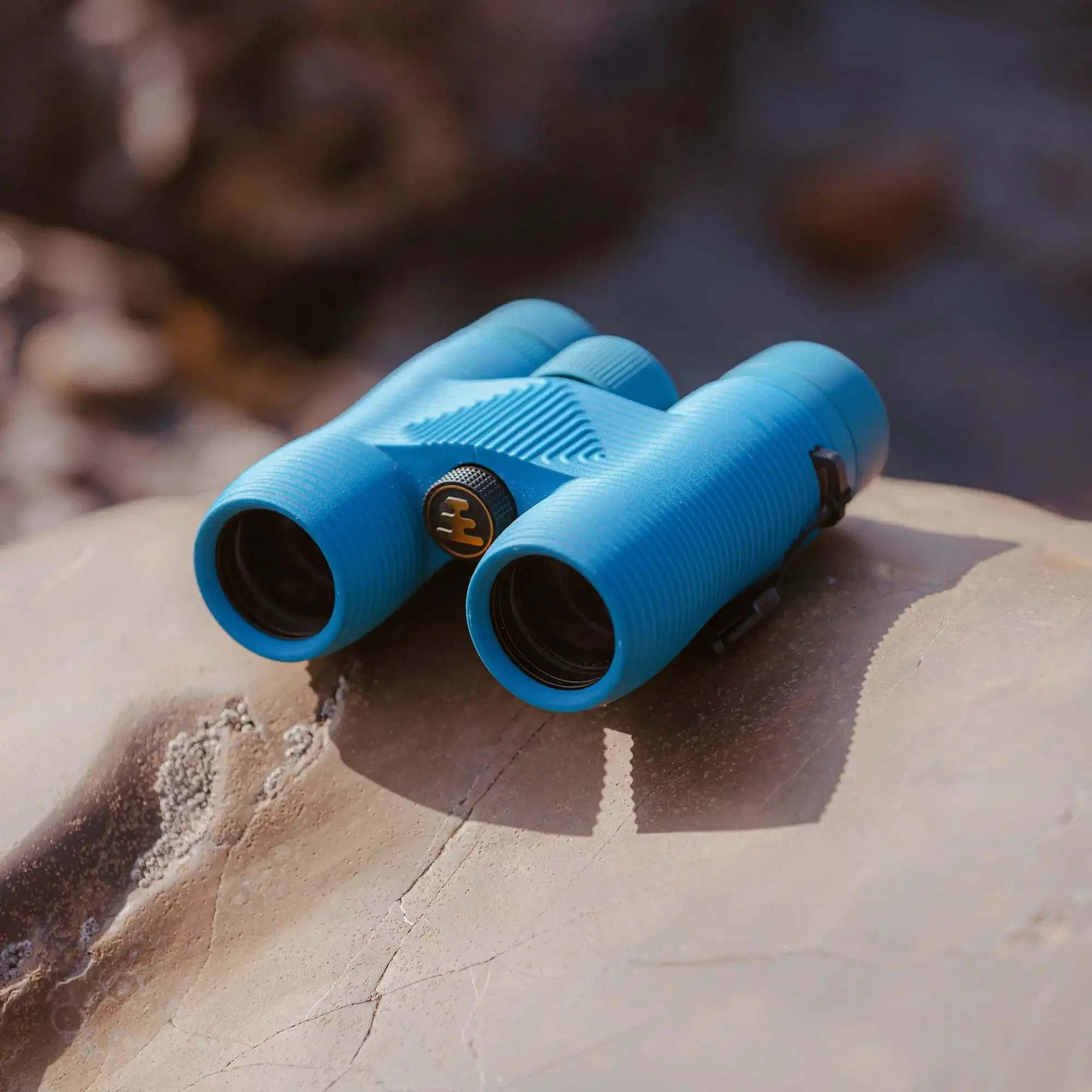 Nocs Field Issue 8x32 Binoculars - Image 8
